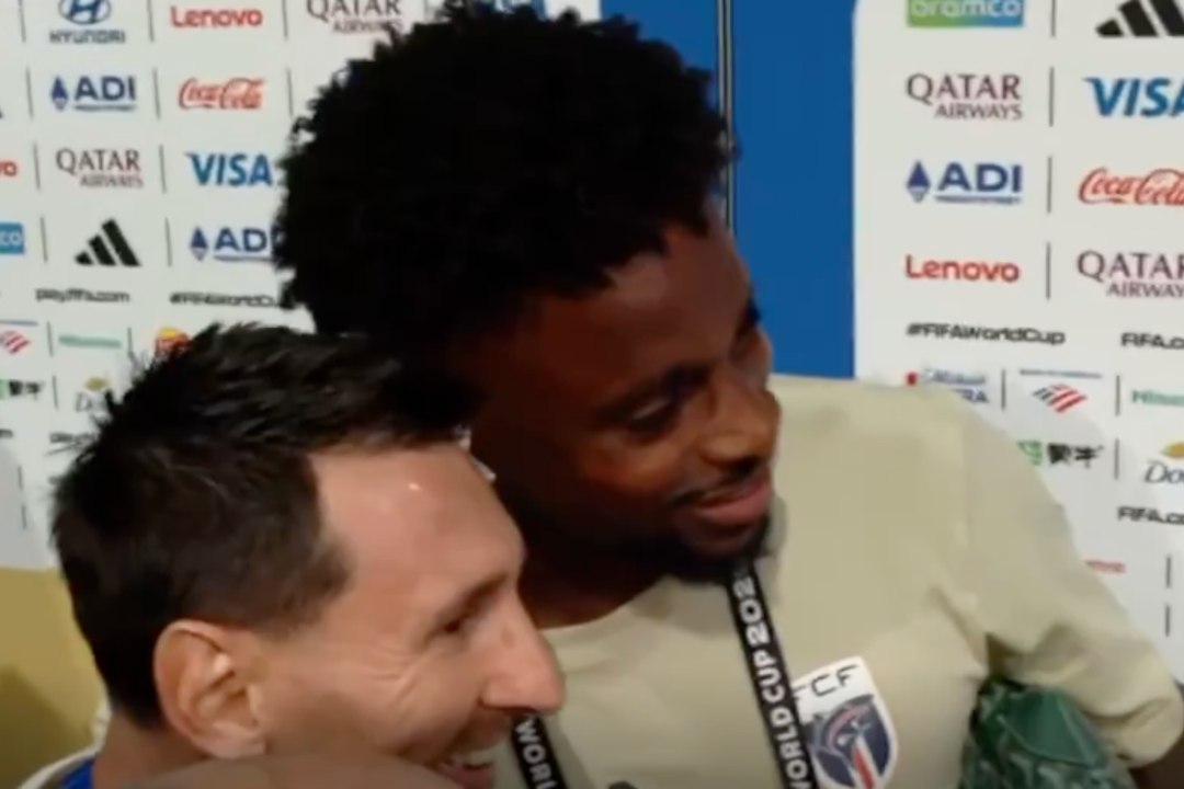 Lionel Messi interrupted by Cape Verde players during postgame interview for unforgettable moment