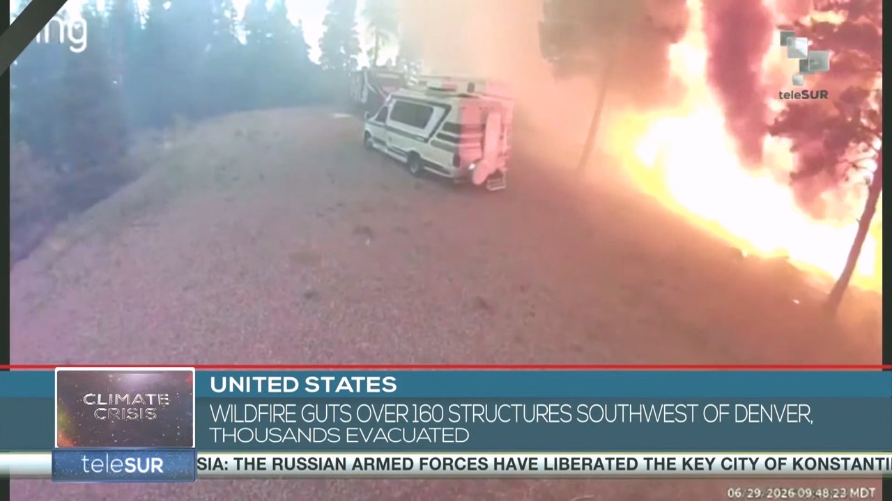 Wildfire guts over 160 structures southwest of Denver