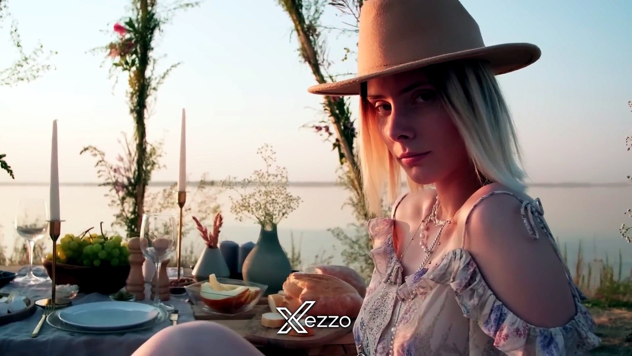 Xezzo - Rains (Original Mix)