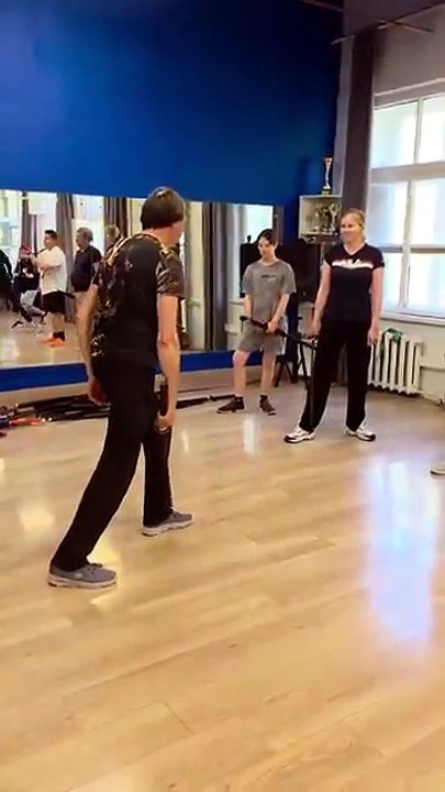 Техника нанесения удара мечом катаной кеса гири в школе японского фехтования Katana Club