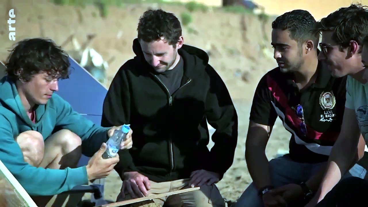 L'expérience biosphère : 120 jours dans le désert Bande-annonce (FR)
