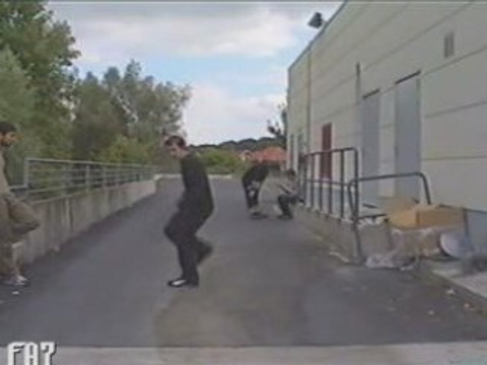 Melbourne Shuffle (S19)