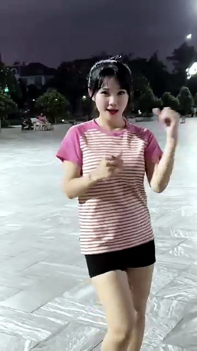 Dương Ái Vy