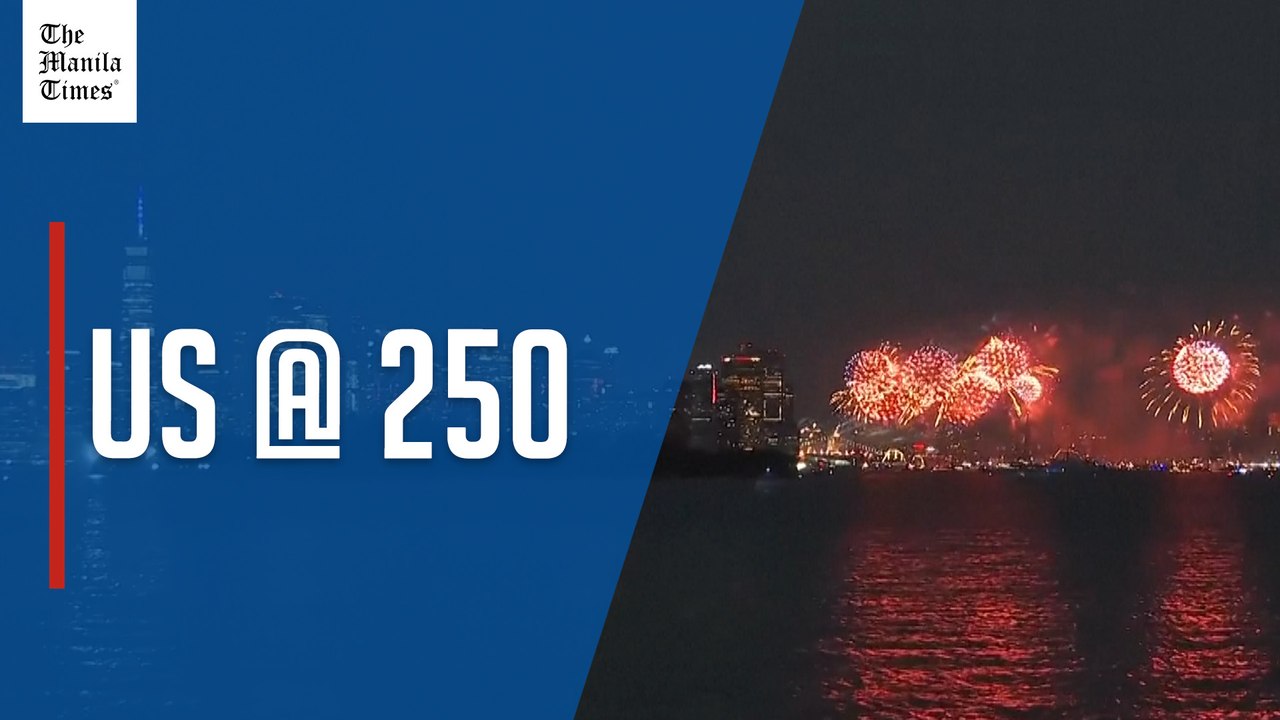 Fireworks light up New York skies to celebrate 250th anniversary of US