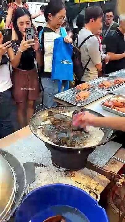 The most popular cauldron salt steam crab in malaysia