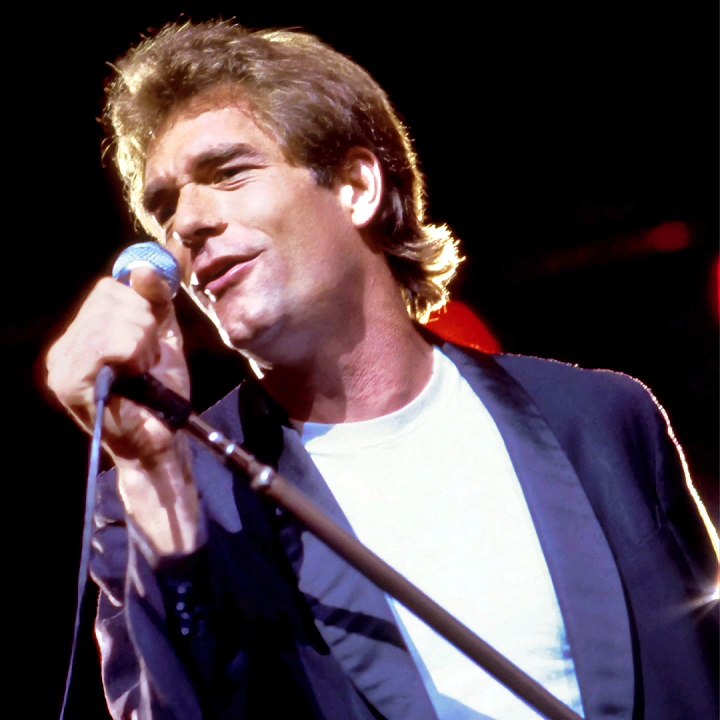 Huey Lewis