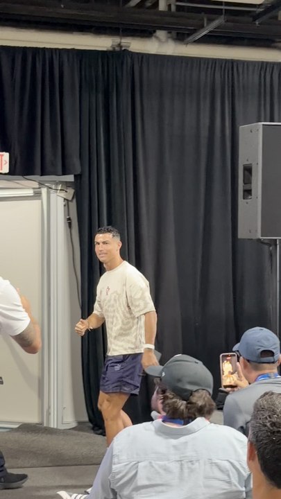 Así se fue Cristiano Ronaldo de la que podría ser su última rueda de prensa en un Mundial