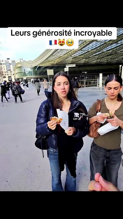 Their reactions are adorable 😻🇫🇷🥹