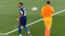 Mbappé snubs Orlando Gill before Paraguay goalkeeper fires ball into his back