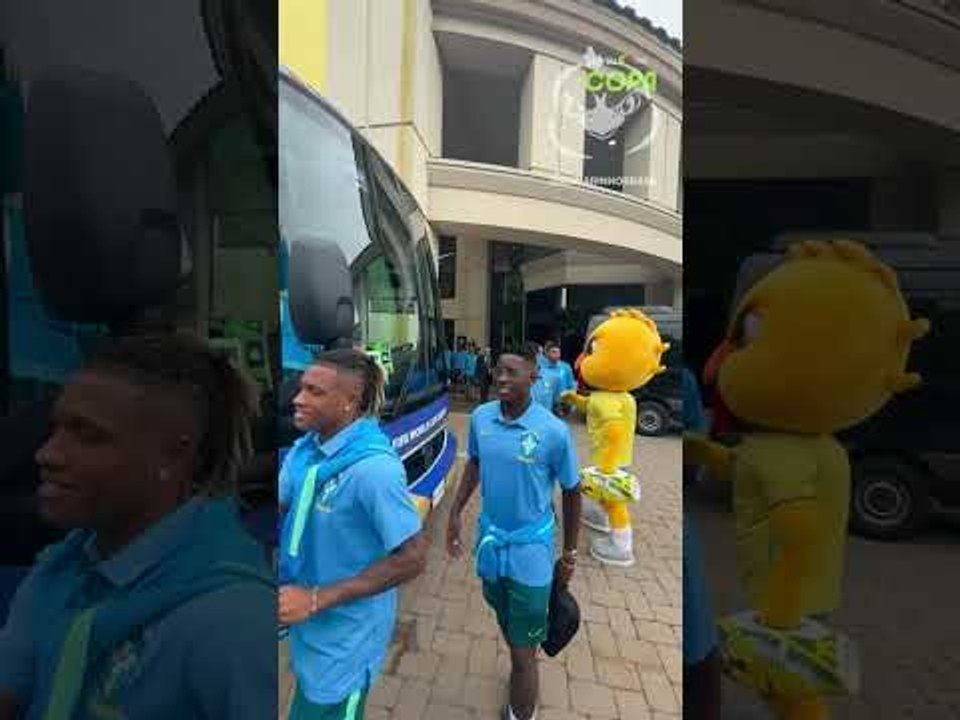 Com pagode e apoio do ‘Canarinho Pistola’, Brasil deixa hotel para duelo contra a Noruega