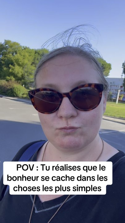 On passe parfois tellement de temps à courir après le bonheur qu’on oublie qu’il est déjà là.