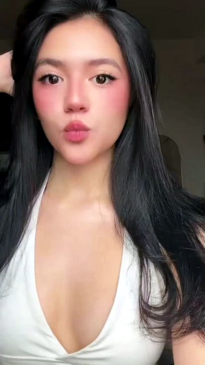 What's up guys?😘😘