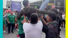 ¡Nuestro fotógrafo de TVNotas también "voló" con la afición!