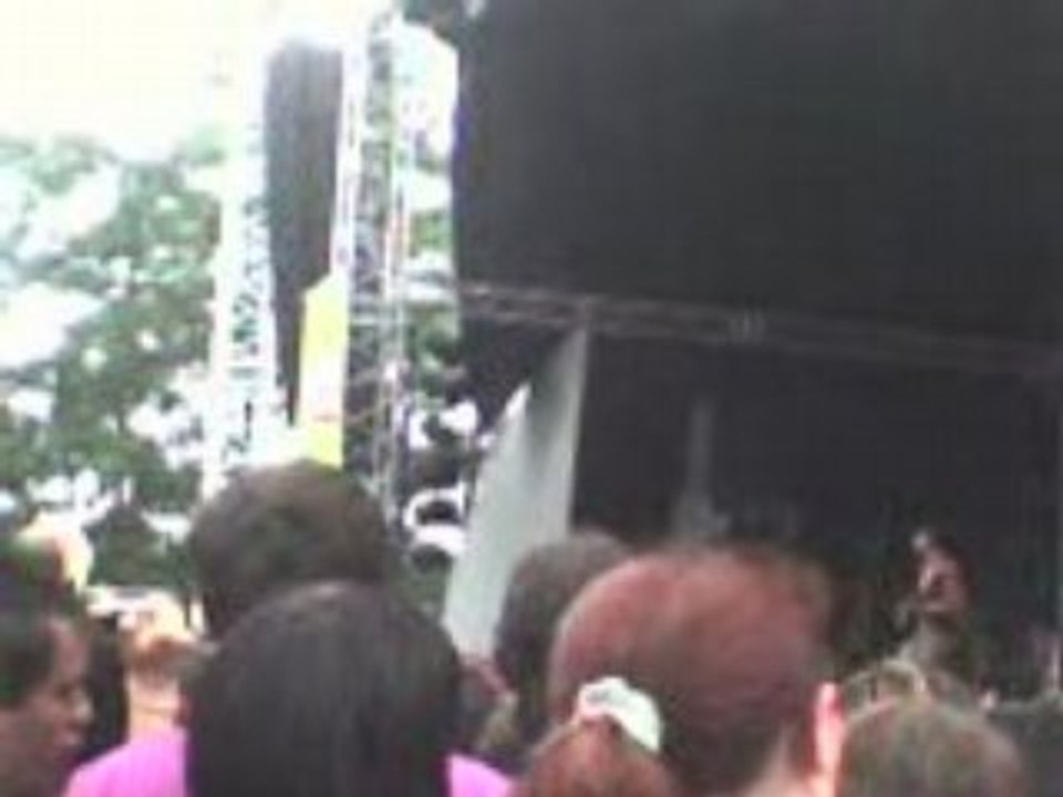 Panic at the disco ! - Nine in the Afternoon ===> furia 2008