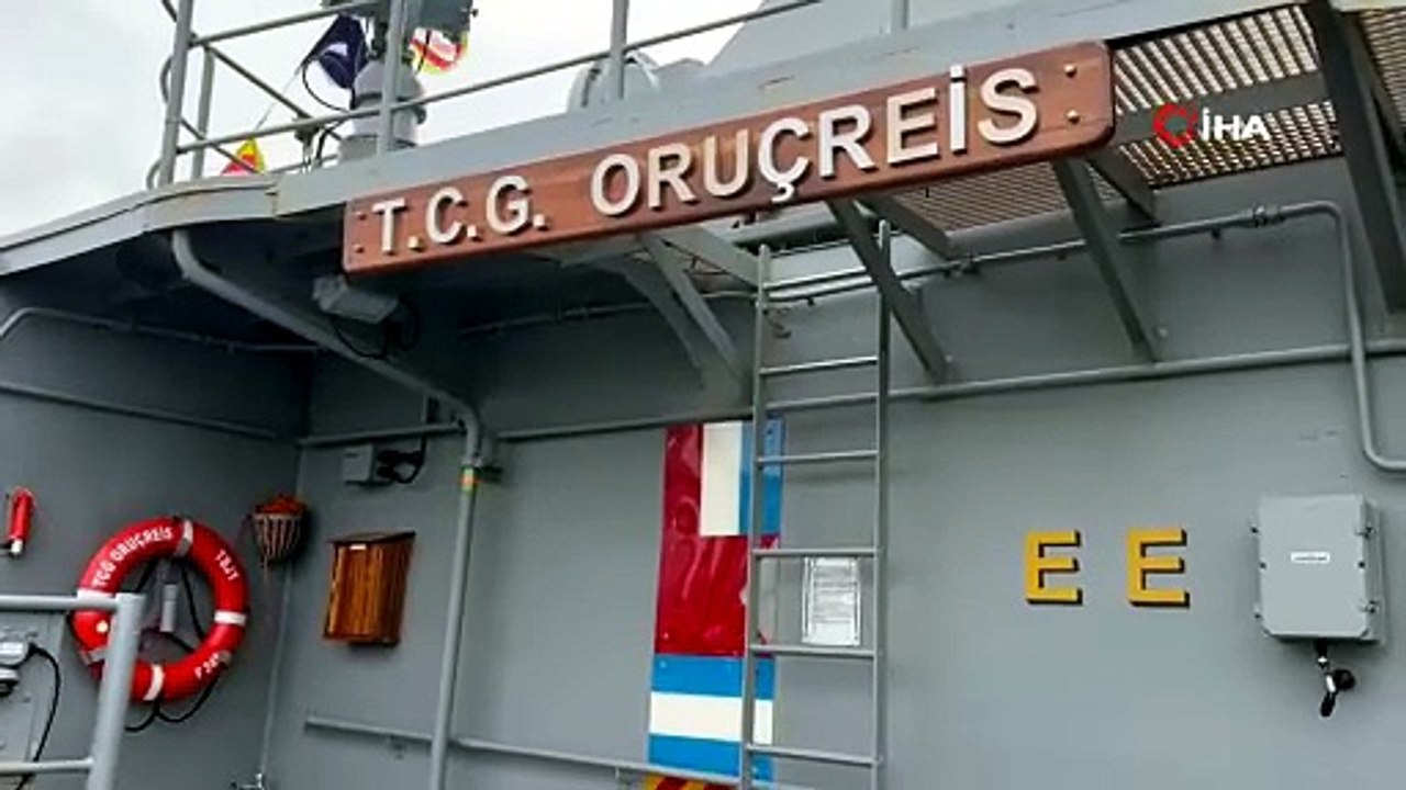 Türk donanmasından Atlantik'in ötesinde gövde gösterisi: New York'ta Türk bayrağı dalgalandı