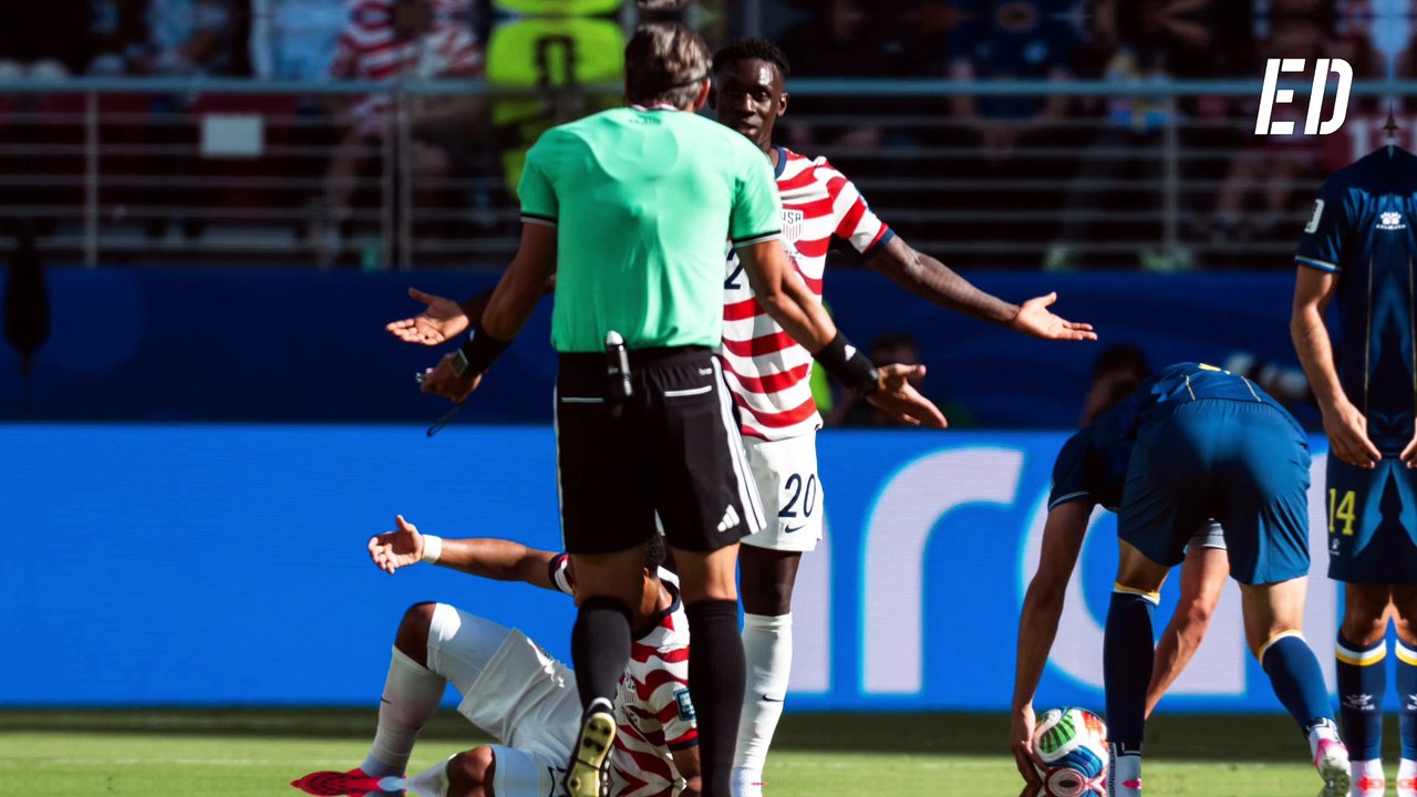 La polémica excepción de la FIFA que permite jugar a Balogun tras su expulsión