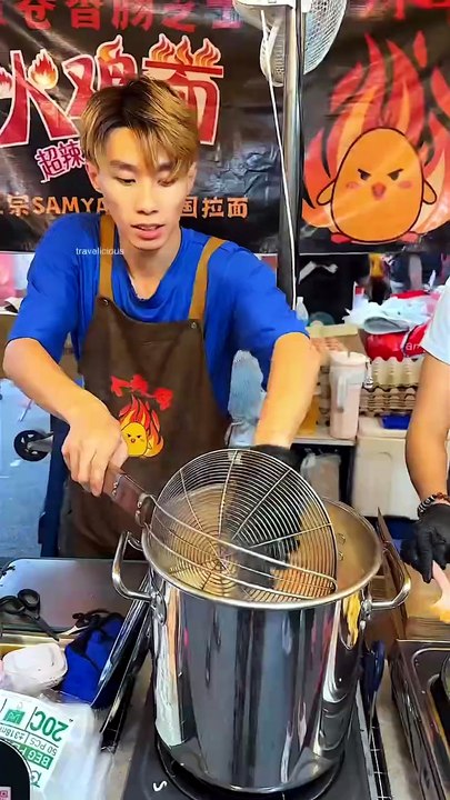 The Most Popular Korean Spicy Buldak Noodle Omelet in Malaysia