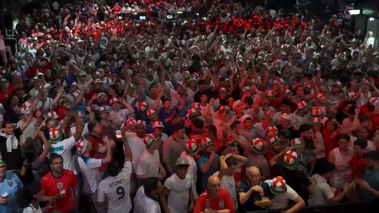 'It's coming home' - England fans rejoice after sinking Mexico in last-16 thriller