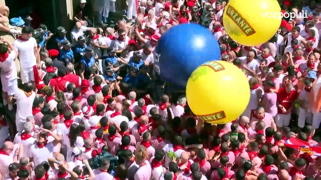 El CHUPINAZO de los SANFERMINES 2026