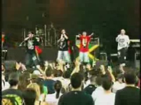 İstanbul Attack Elleri Çak