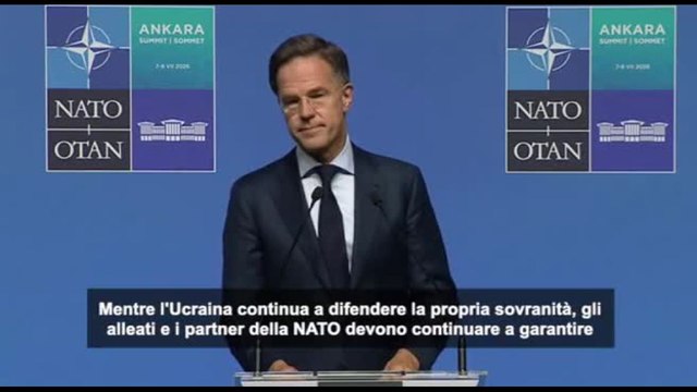 Nato, Rutte: tutti gli alleati facciano loro parte per sostenere Kiev