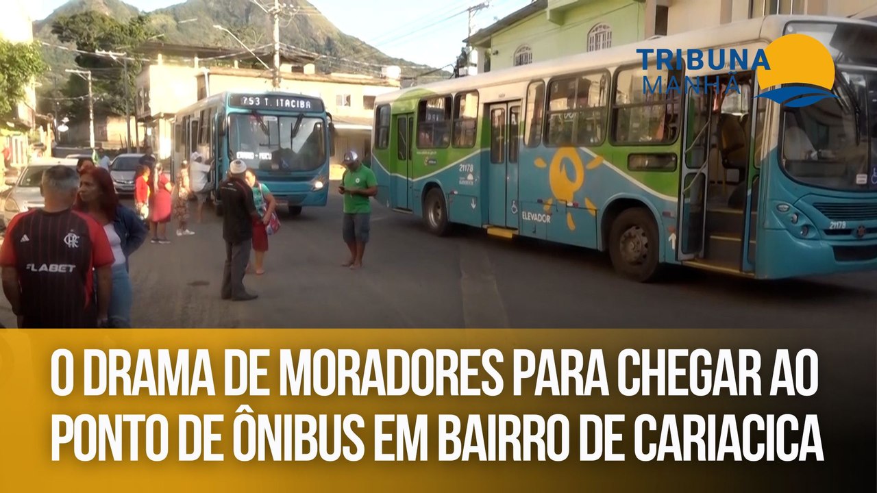 O drama de moradores para chegar ao ponto de ônibus em bairro de Cariacica
