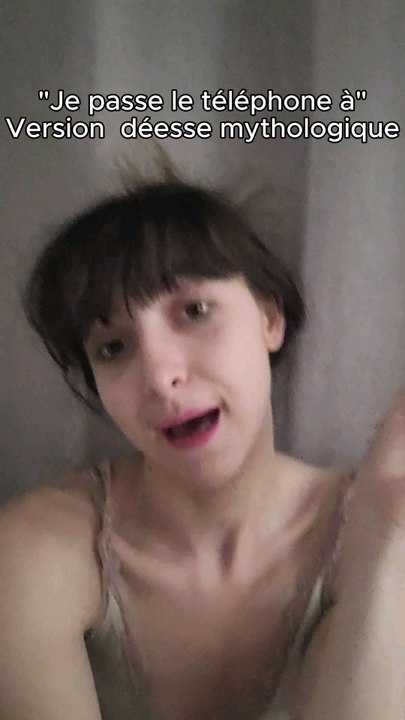 Je passe le téléphone à...