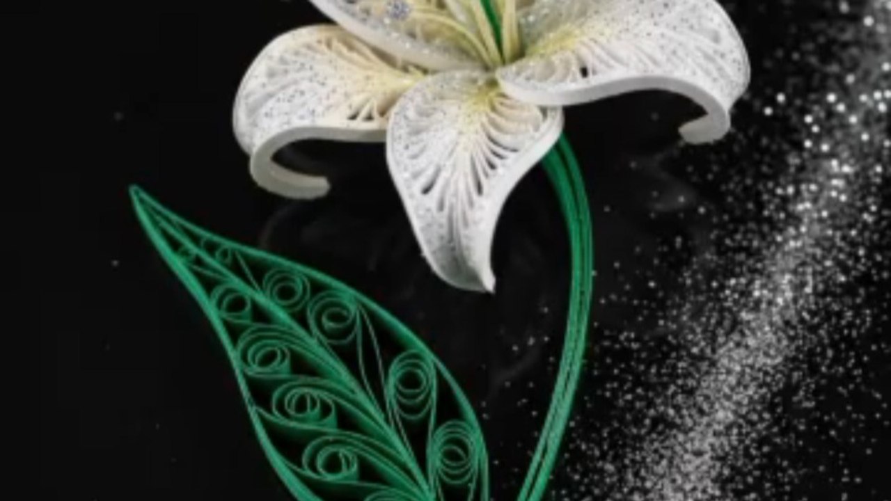 White Lily Quilling 4K UHD Wallpaper • Silver Glitter Amoled Black Screen • 5 Min Relaxing Moving Video