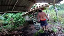 NINGUÉM ENTRA AQUI! Exploramos um Restaurante Abandonado Infestado de Morcegos
