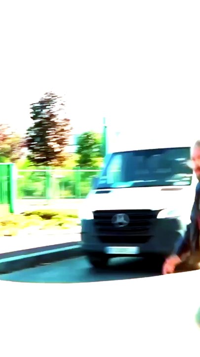 Le pire moniteur d'auto école 😱