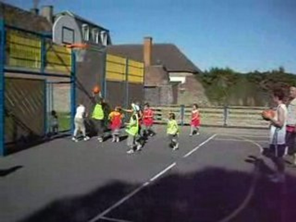 Les petits le match