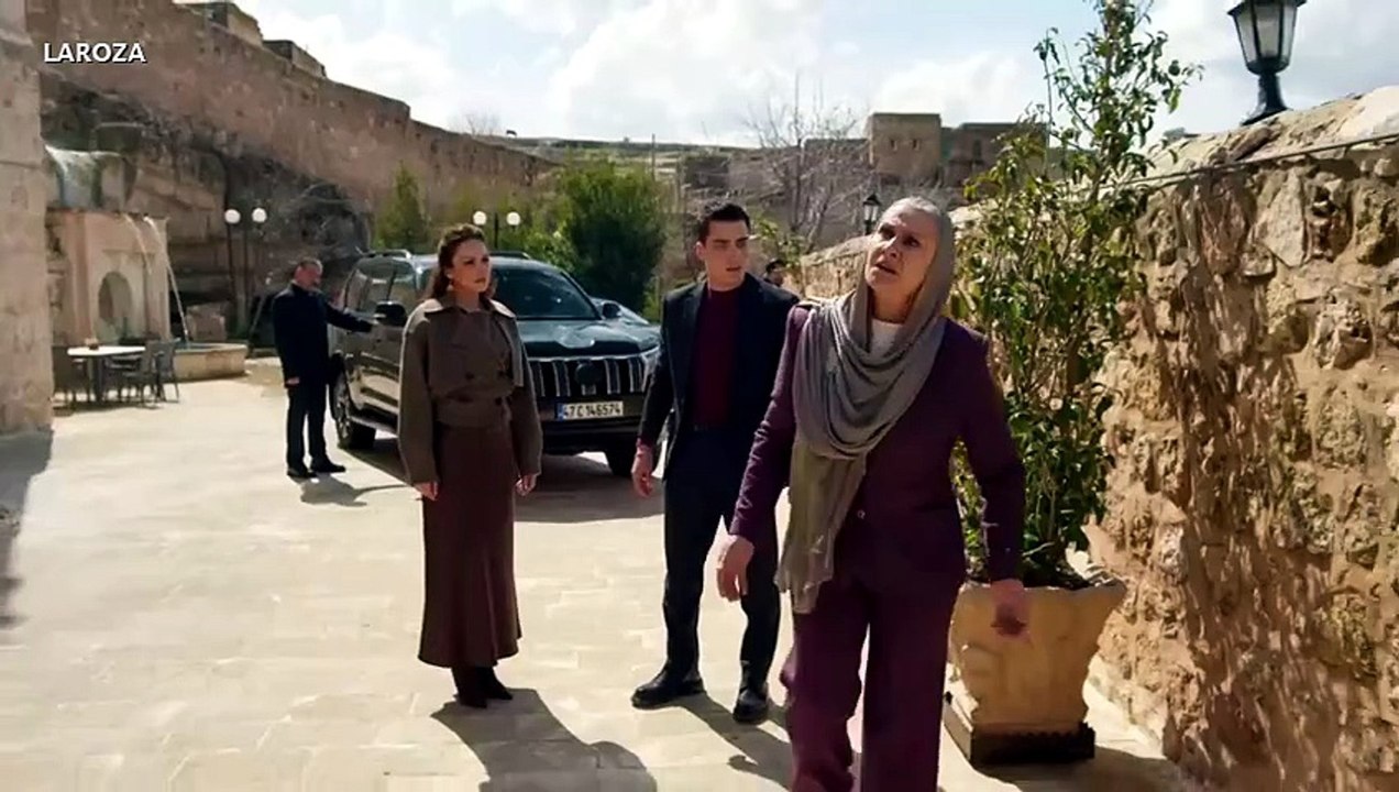 مسلسل المدينة البعيدة 2 الحلقة 276 مدبلجة