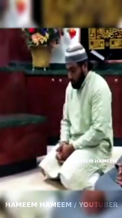 Allama Syed Shah Turab-ul-Haq Qadri رحمۃ اللہ علیہ Sanad Ata Farmate Hue Nazar Arahe Hain !!  Allama Syed Shah Abdul Haq Qadri Saheb, @followers BazmeRaza (Official) @followers @topfans BazmeRaza (Official) NOTE :- AQEEDA PROTECTION VERY IMPORTANT