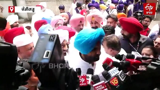 ਪੰਜਾਬ ਕਾਂਗਰਸ 'ਚ ਘਮਸਾਣ: ਰਾਜਾ ਵੜਿੰਗ ਨੇ ਕਿਹਾ- ਚੰਨੀ-ਰੰਧਾਵਾ ਬਾਹਰ ਹਨ, 2 ਦਿਨ ਬਾਅਦ ਮਿਲਣਗੇ , ਭੁਪੇਸ਼ ਬਘੇਲ ਦੀ ਅਗਵਾਈ 'ਚ ਮੀਟਿੰਗ ਸ਼ੁਰੂ