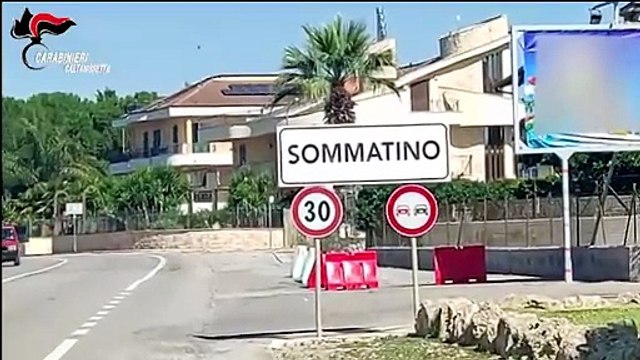 Racket delle sagre e appalti truccati: arrestati imprenditori e politici a Sommatino. C'è anche il sindaco Letizia
