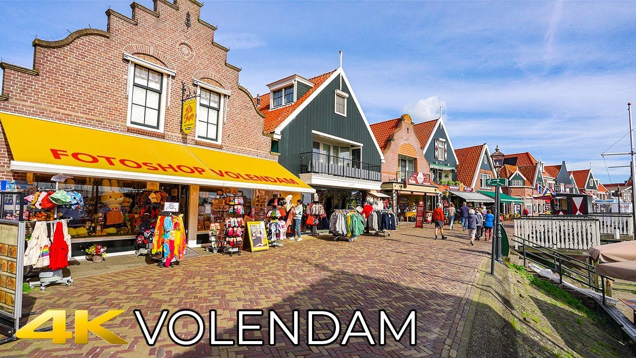 Volendam 🇳🇱 | The Most Beautiful Dutch Fishing Village In The Netherlands 🇳🇱 4K 60p (WITH CAPTIONS)