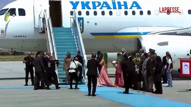 Vertice Nato, l'arrivo di Zelensky ad Ankara