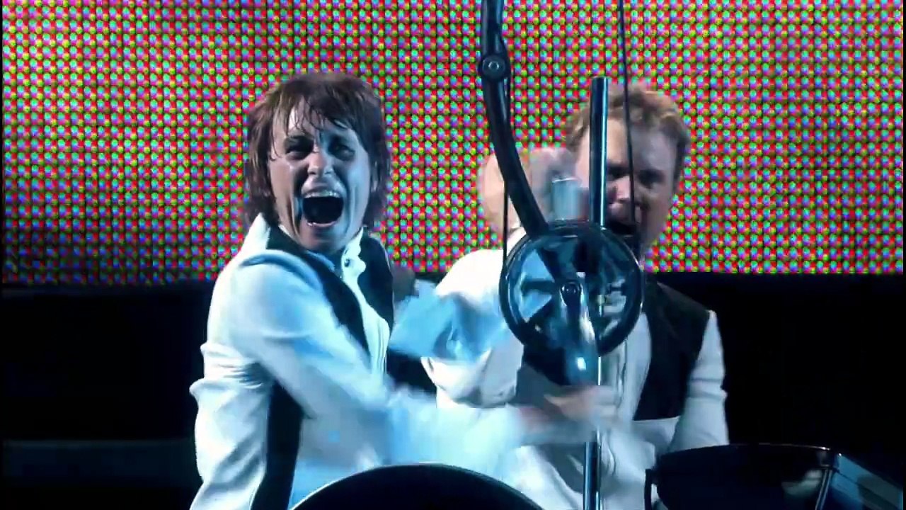 Apache (excerpt from 'These Are the Days of Our Lives') - Take That (live)