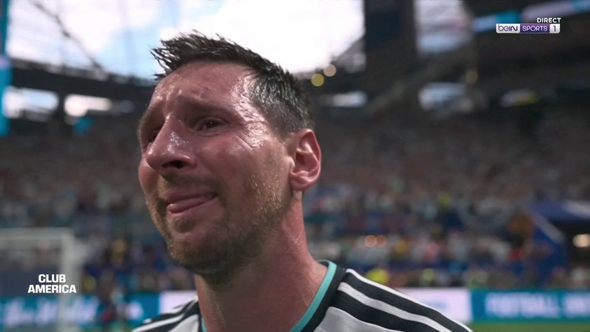 Distraught Argentine fans reacting during the nail-biting World Cup match