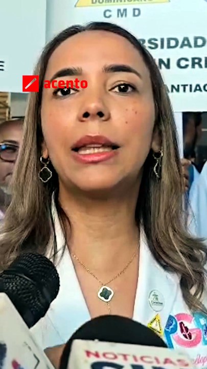 “Somos médicos, no somos delincuentes”, médicos de Santiago, tras paro de 24 horas