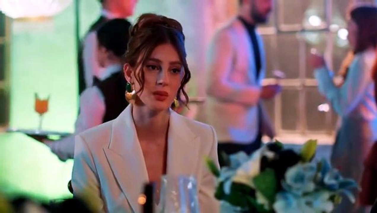 مسلسل ورود وذنوب الحلقة 74 الرابعة والسبعون مدبلجة