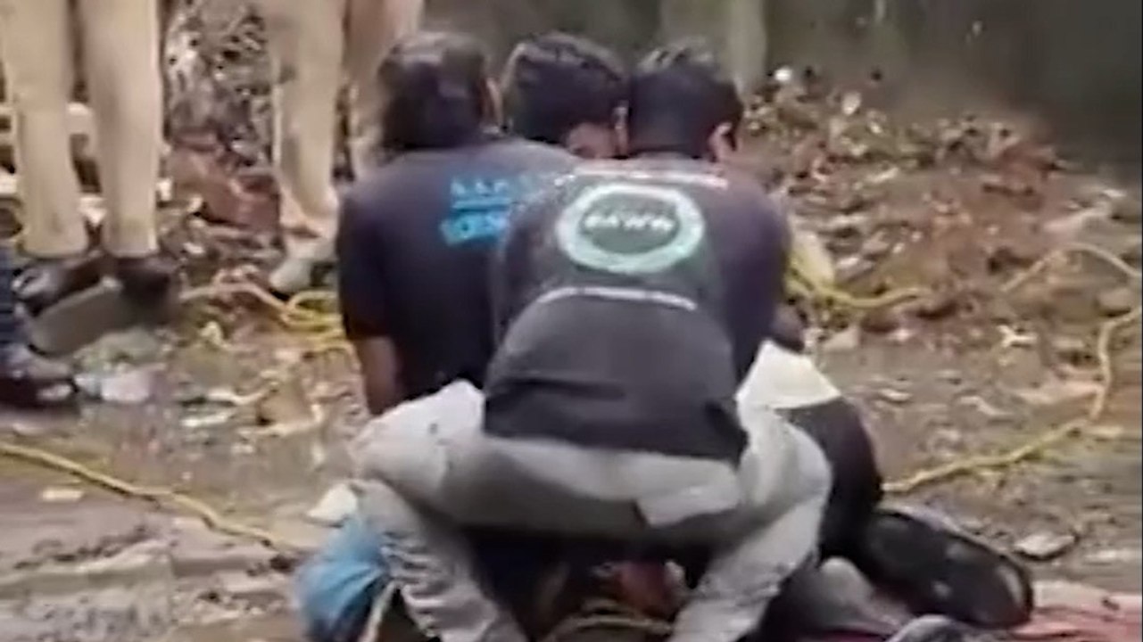 दरगाह के पास दिखा मगरमच्छ, वन विभाग ने चलाया रेस्क्यू अभियान