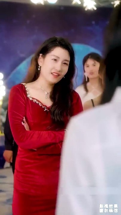 Everyone bullied the lowly Cinderella, but the CEO married her and spoiled her like a princess