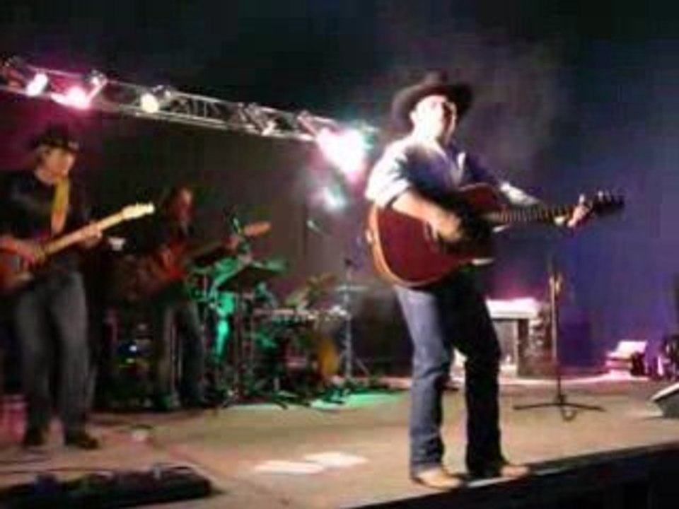 texas sidestep "all shook up"