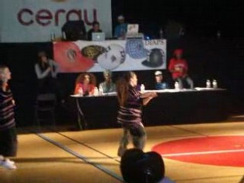 Trixxie & Laura battle Just 4 ladies Demi finale part.1