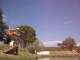 Back flip entrainement water jump