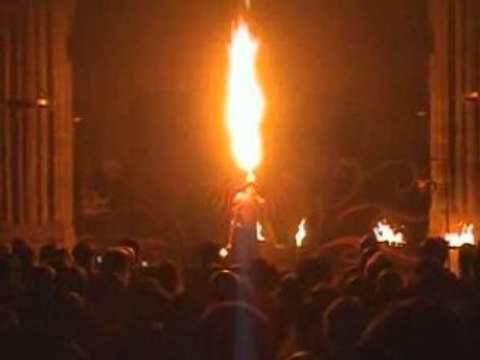 spectacle de feu 'Origine' [Compagnie ZOOLIANS]