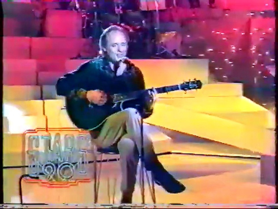 1990 - Johnny Hallyday : les mariages de Johnny et d'Eddie Barclay dans Stars 90 sur TF1 (Septembre)