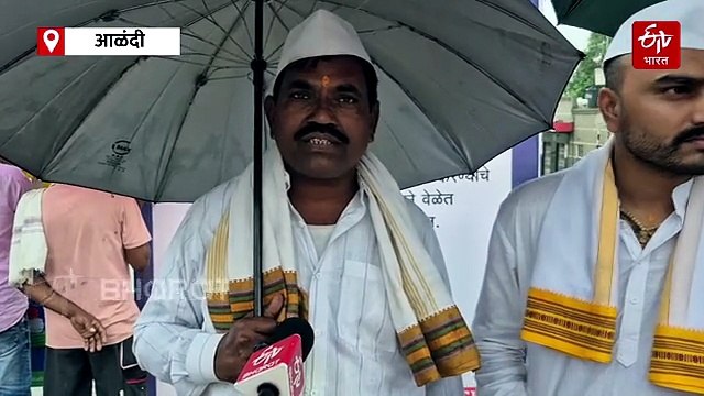 इंद्रायणी नदीनं ओलांडली धोक्याची पातळी, माऊलींच्या पालखी सोहळ्यात वारकऱ्यांना नदीत स्नानास बंदी