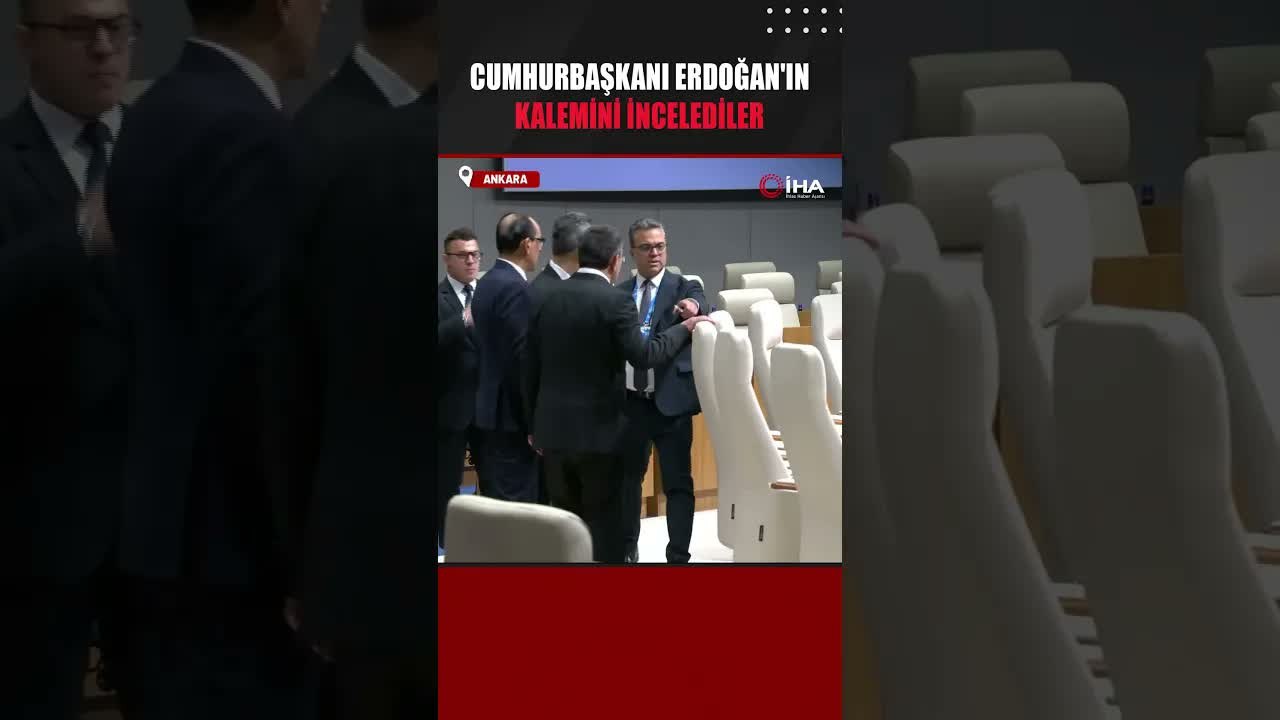 MİT Başkanı İbrahim Kalın, Cumhurbaşkanı Erdoğan'ın kalemini inceledi